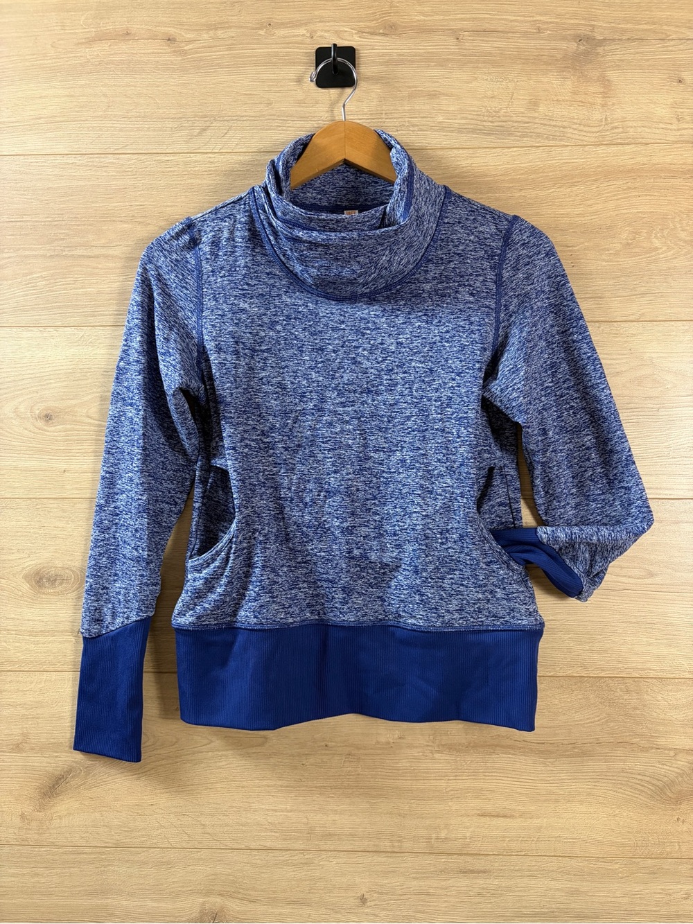 Lucy Activewear Blue Funnel Neck Cardio Pullover XS